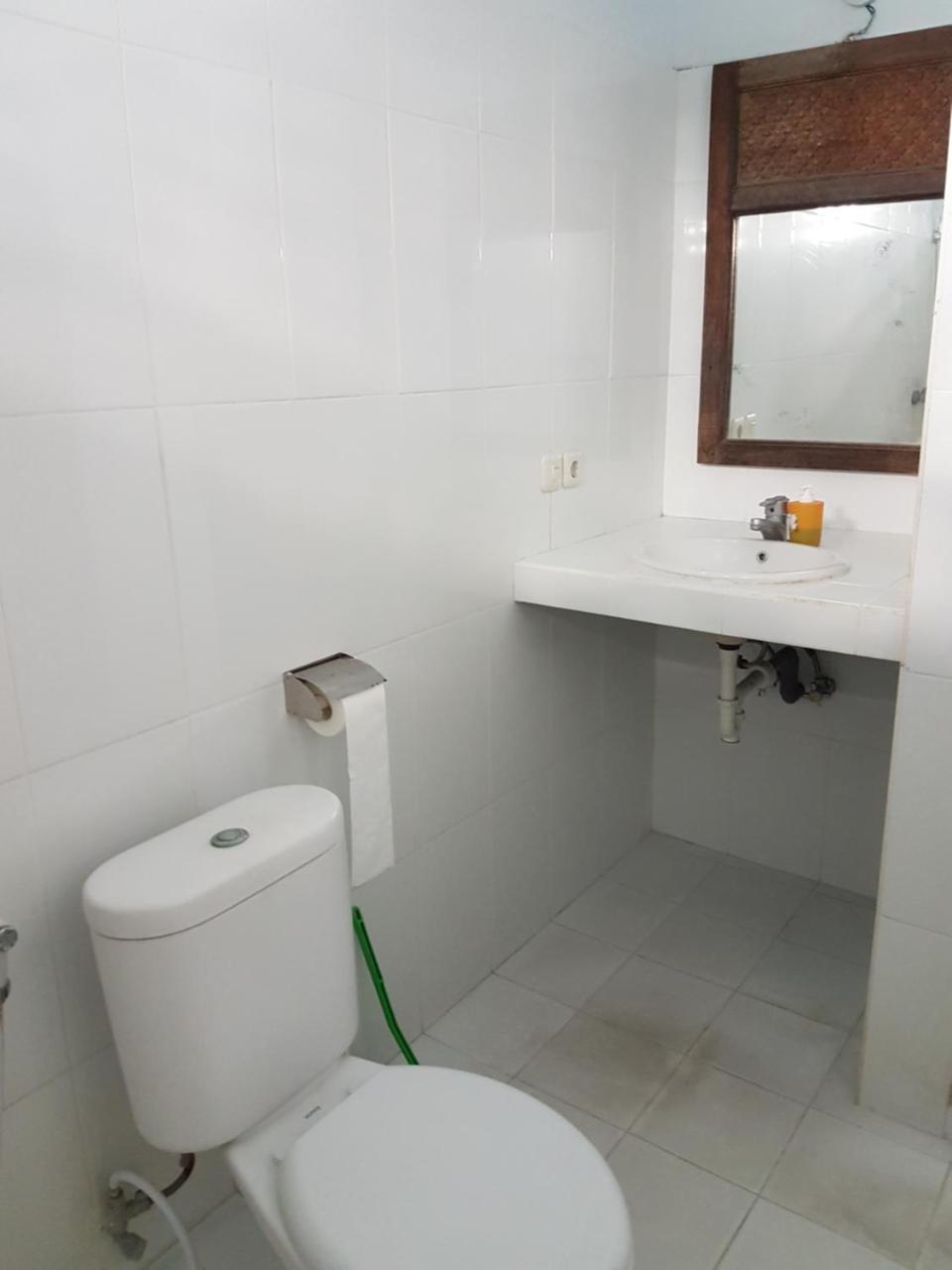 Mawar Homestay Canggu Екстер'єр фото