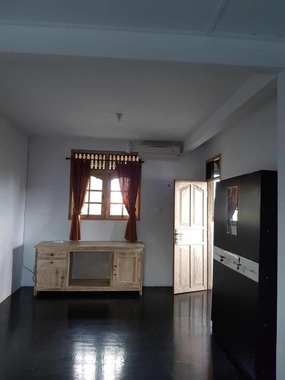 Mawar Homestay Canggu Екстер'єр фото