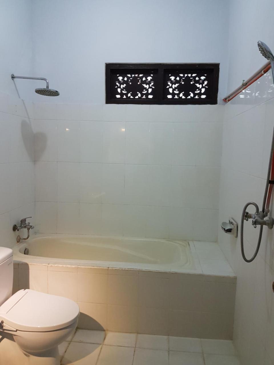 Mawar Homestay Canggu Екстер'єр фото